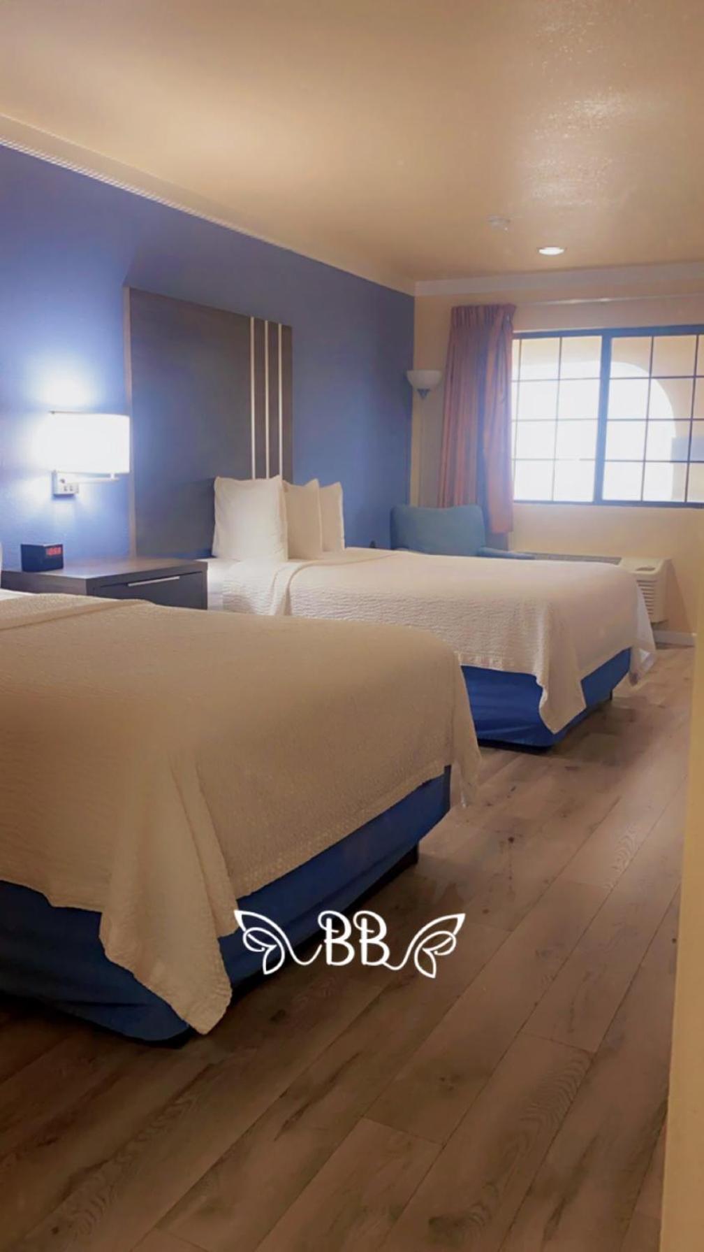 Days Inn & Suites By Wyndham Braunig Lake Elmendorf Екстериор снимка