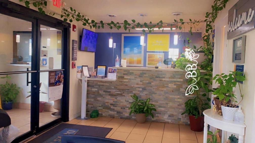 Days Inn & Suites By Wyndham Braunig Lake Elmendorf Екстериор снимка