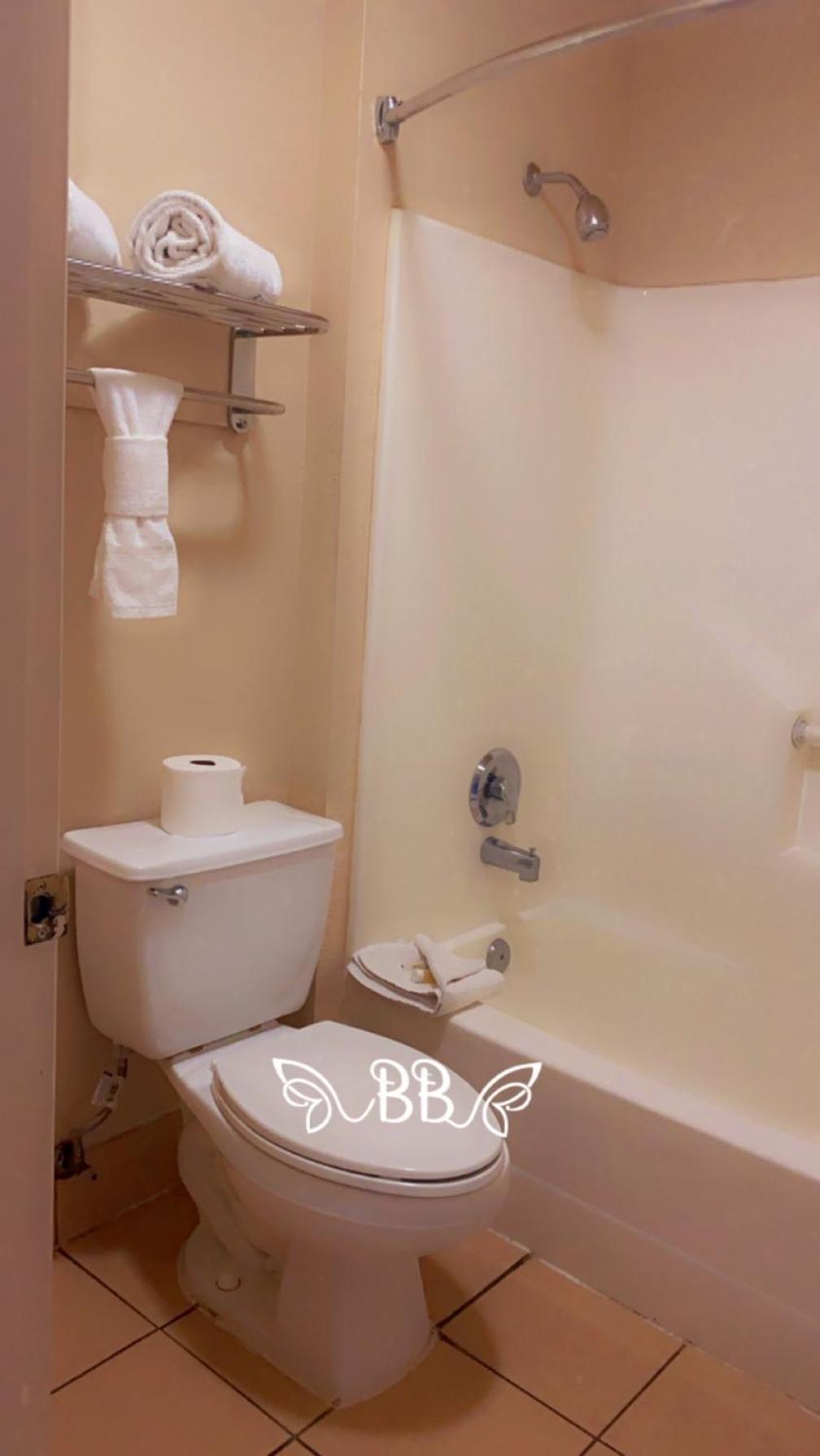 Days Inn & Suites By Wyndham Braunig Lake Elmendorf Екстериор снимка